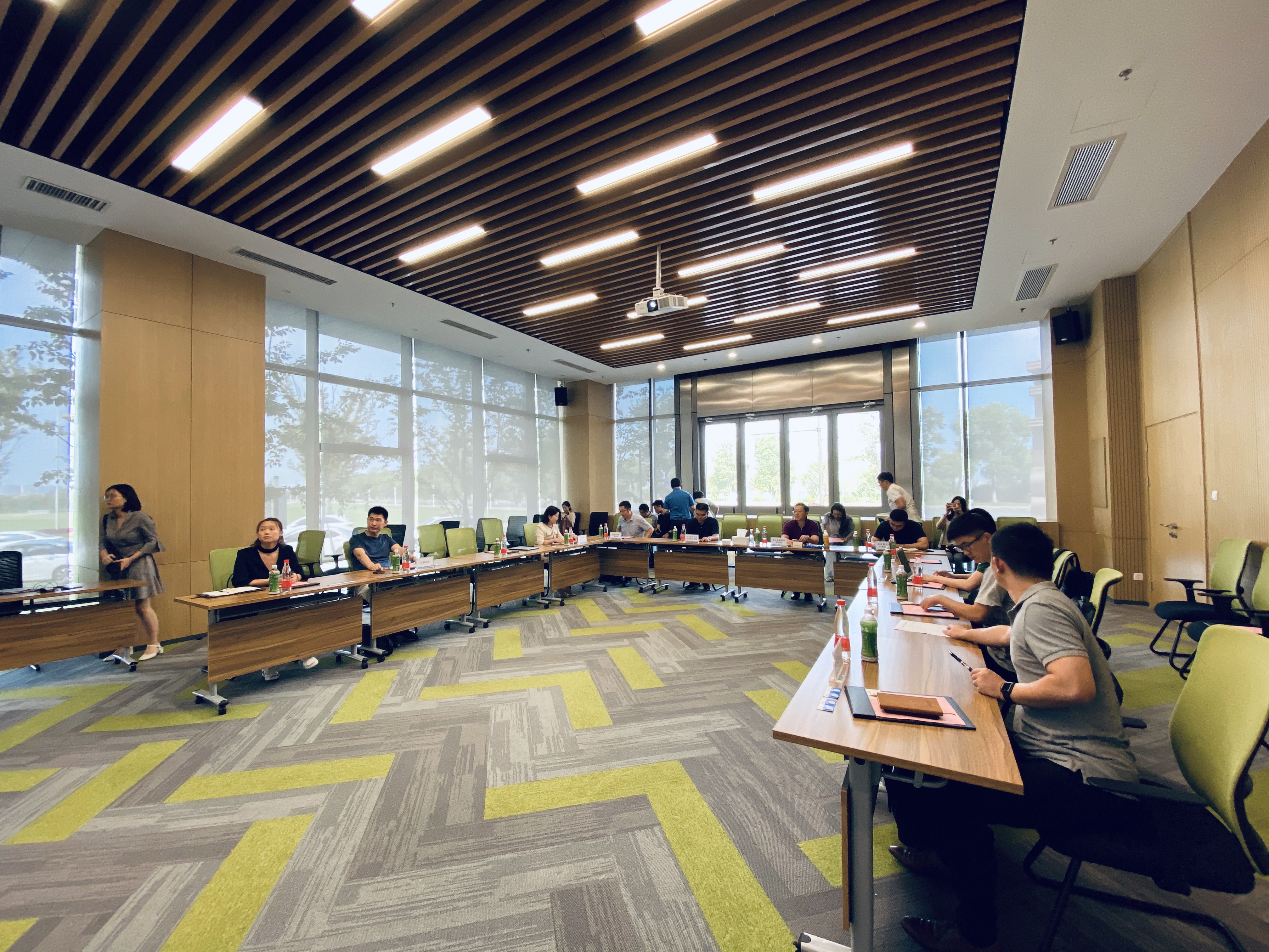 2-200Q9145RD16.JPG