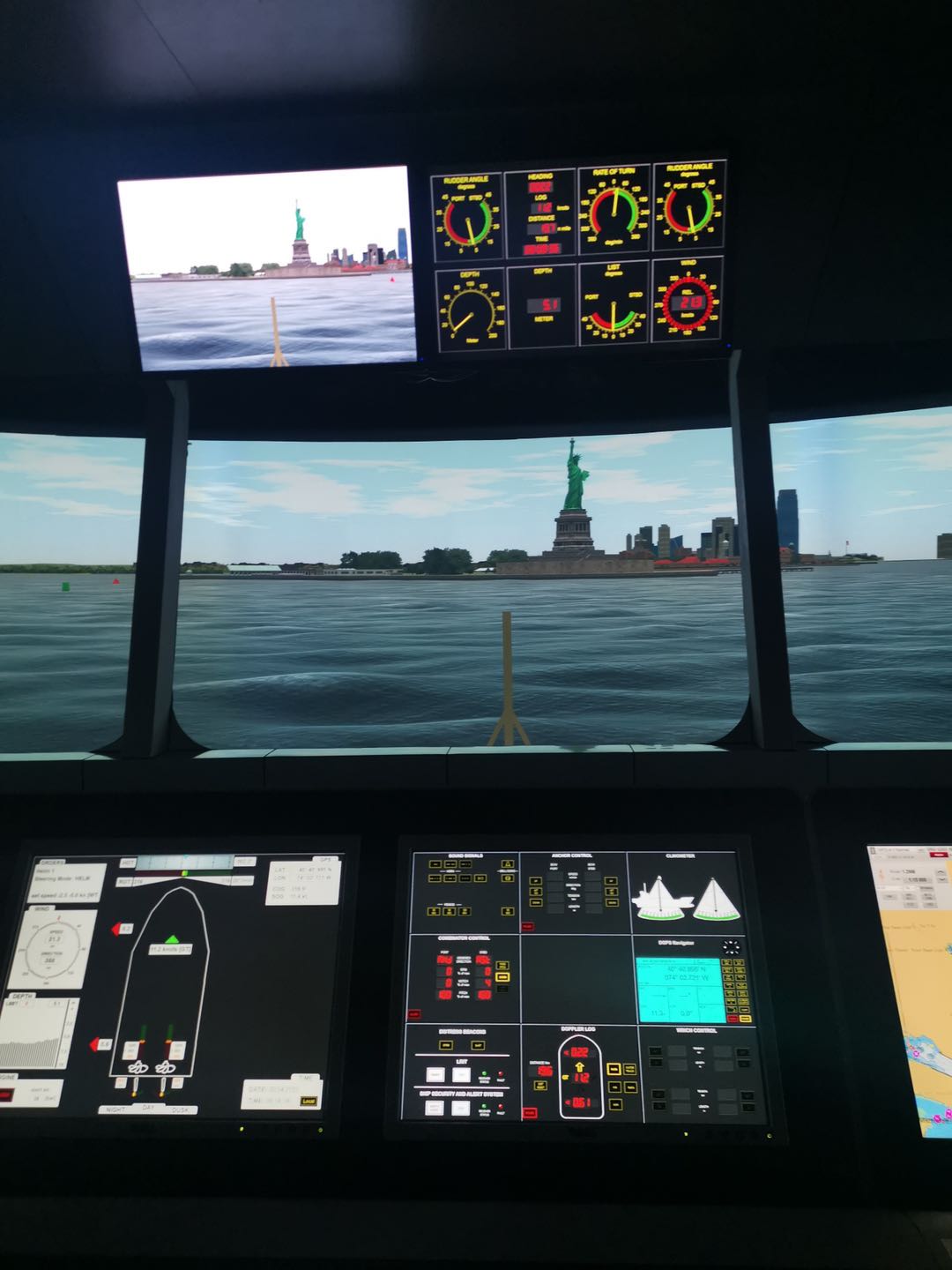 2-20110316295C20.jpg